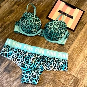 Cheetah 🐆 Bundle PINK bra 34 C and cheekster size M NWT